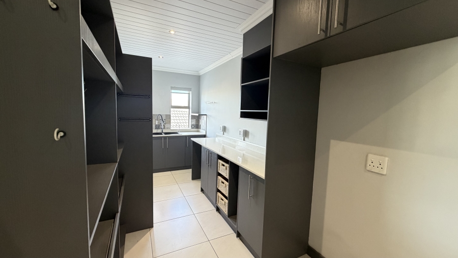 3 Bedroom Property for Sale in Blue Mountain Village Western Cape